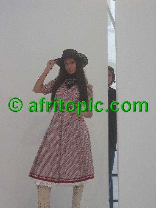 ../Images/Krefeld-Strssenmodenschau-2005 046.jpg